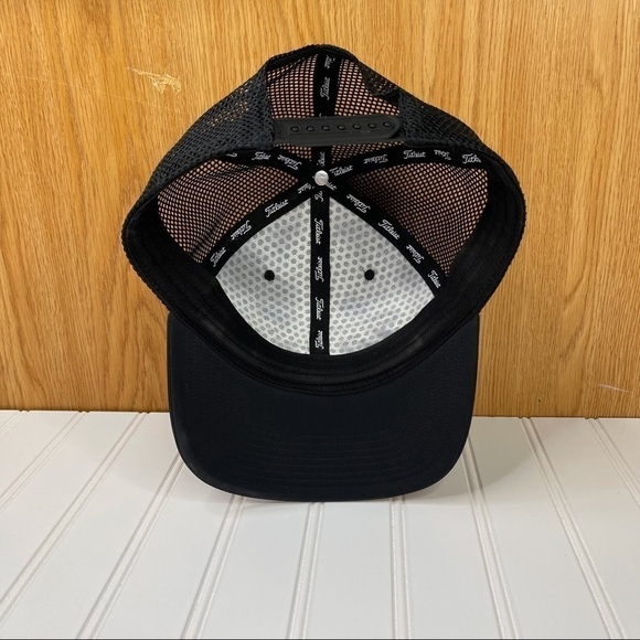 Titleist Golf Snapback Hat Black - Picture 5 of 9